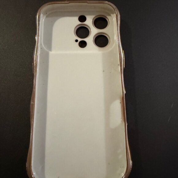 iPhone 16 Pro case - Picture 2 of 2